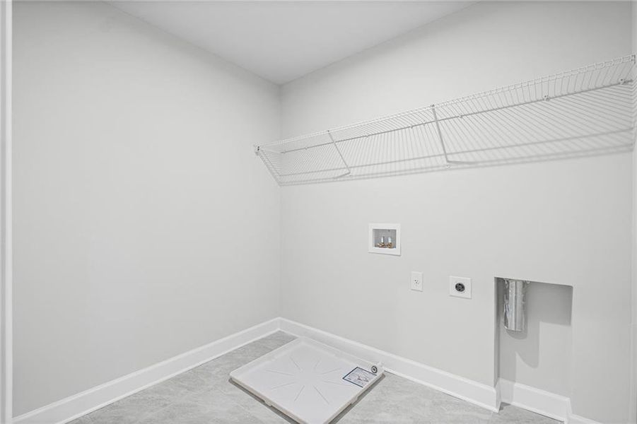 Spacious, unfurnished interior of a new home in Oakwood, Cumming (Image 15). Spacious, unfurnished interior of a new home in Oakwood, Cumming (Image 15).