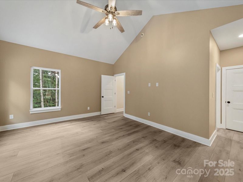 Spacious, unfurnished interior of a new home in , Statesville (Image 19). Spacious, unfurnished interior of a new home in , Statesville (Image 19).