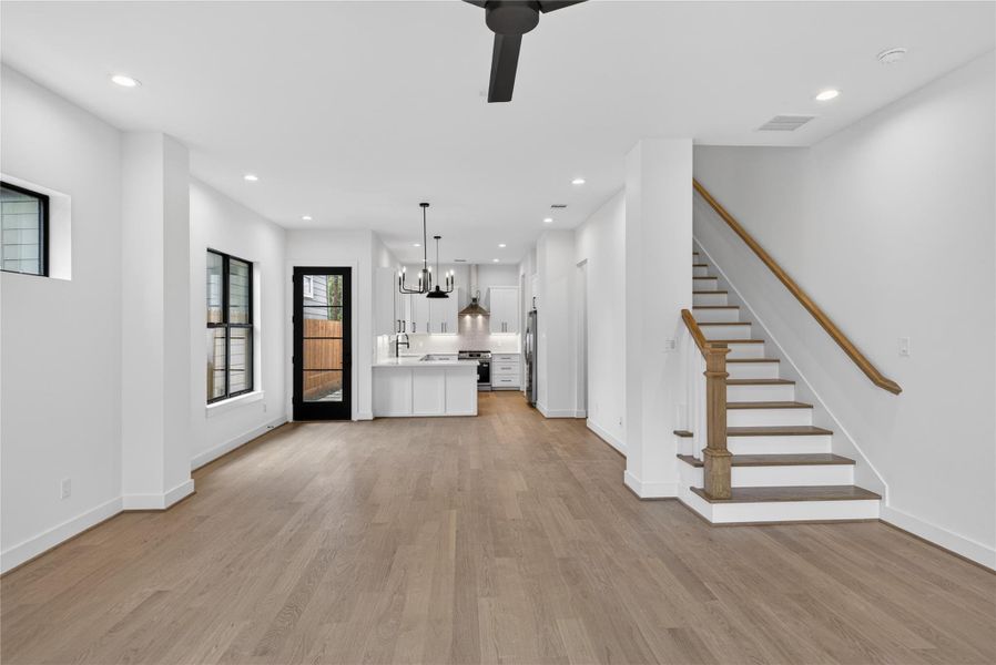 Spacious, unfurnished interior of a new home in , Houston (Image 30).