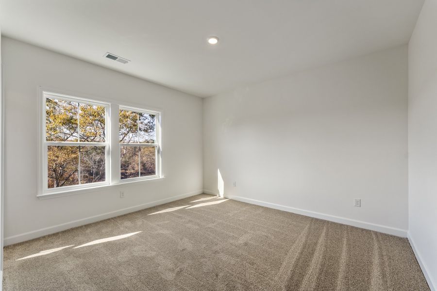 Spacious, unfurnished interior of a new home in Lakeside Saluda, Greenville (Image 30). Spacious, unfurnished interior of a new home in Lakeside Saluda, Greenville (Image 30).
