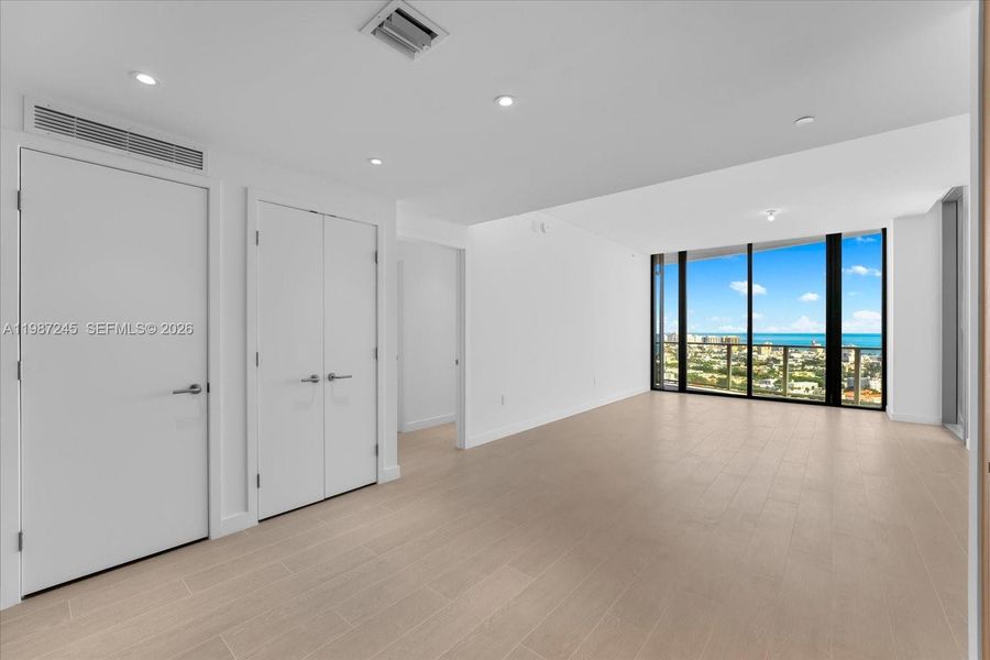 Spacious, unfurnished interior of a new home in , Miami Beach (Image 23). Spacious, unfurnished interior of a new home in , Miami Beach (Image 23).