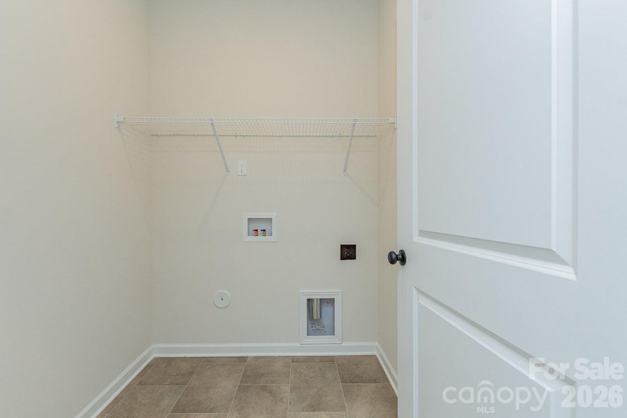 Spacious, unfurnished interior of a new home in Winecoff, Salisbury (Image 27).