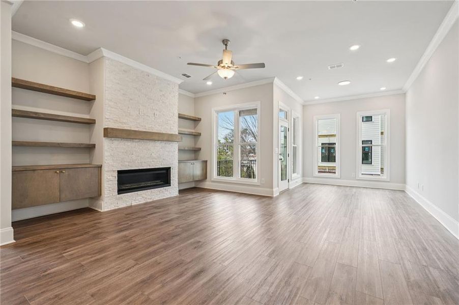 Spacious, unfurnished interior of a new home in Byers Park, Alpharetta (Image 36).