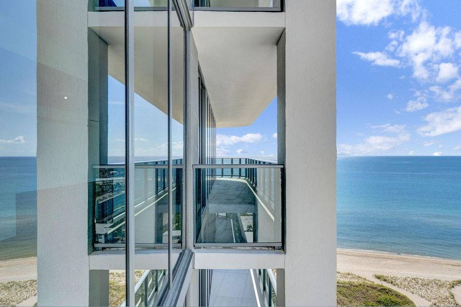 2D floor plan layout of this home in , Pompano Beach, FL (Image 5).