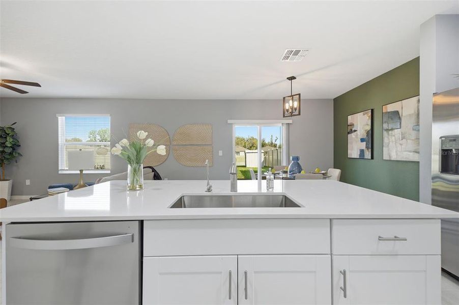 Furnished interior view inside a new home in , Plant City (Image 15).