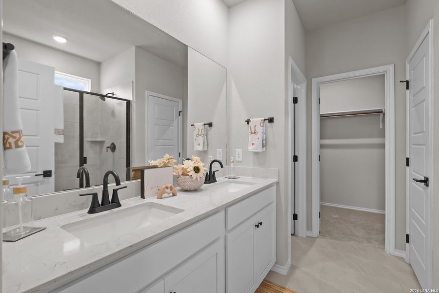 Furnished interior view inside a new home in Hannah Heights, Seguin (Image 42).