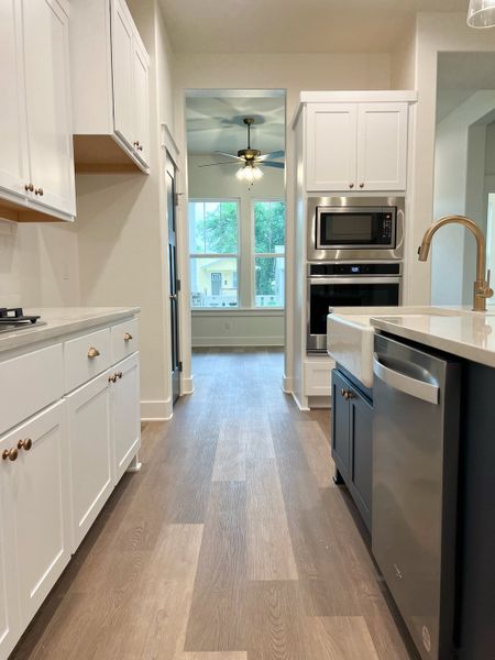 Representative furnished interior of a home built from the The Oaks Cottage by Steve Klein Custom Builder in Diamond Hill Collection, Victoria (Image 5).