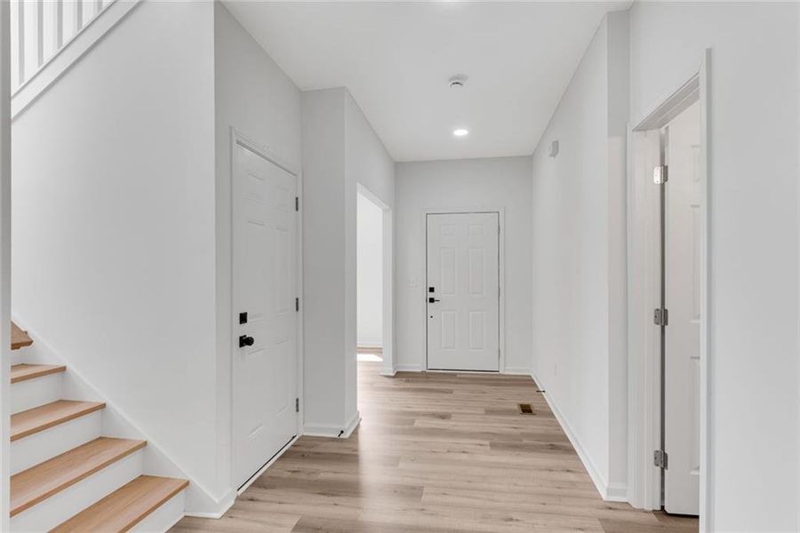 Spacious, unfurnished interior of a new home in , Ellenwood (Image 17).