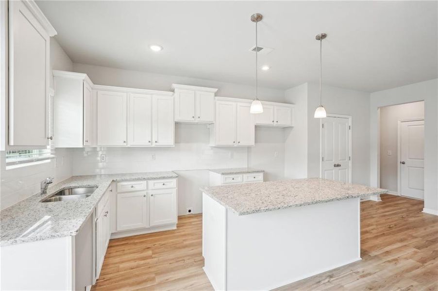 Furnished interior view inside a new home in Fairview Lake, Conyers (Image 6). Furnished interior view inside a new home in Fairview Lake, Conyers (Image 6).