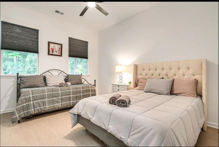 Furnished interior view inside a new home in , Hogansville (Image 4).