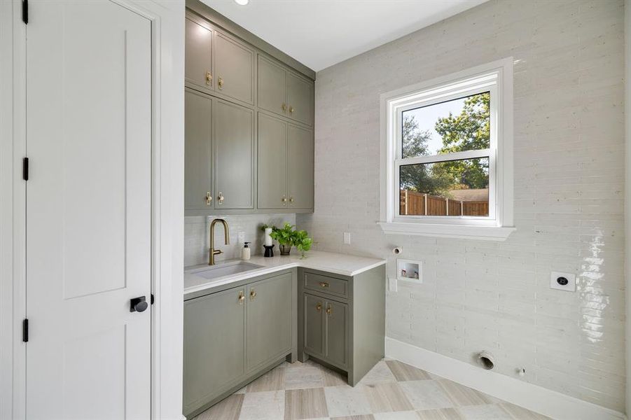 Furnished interior view inside a new home in , Dallas (Image 13). Furnished interior view inside a new home in , Dallas (Image 13).