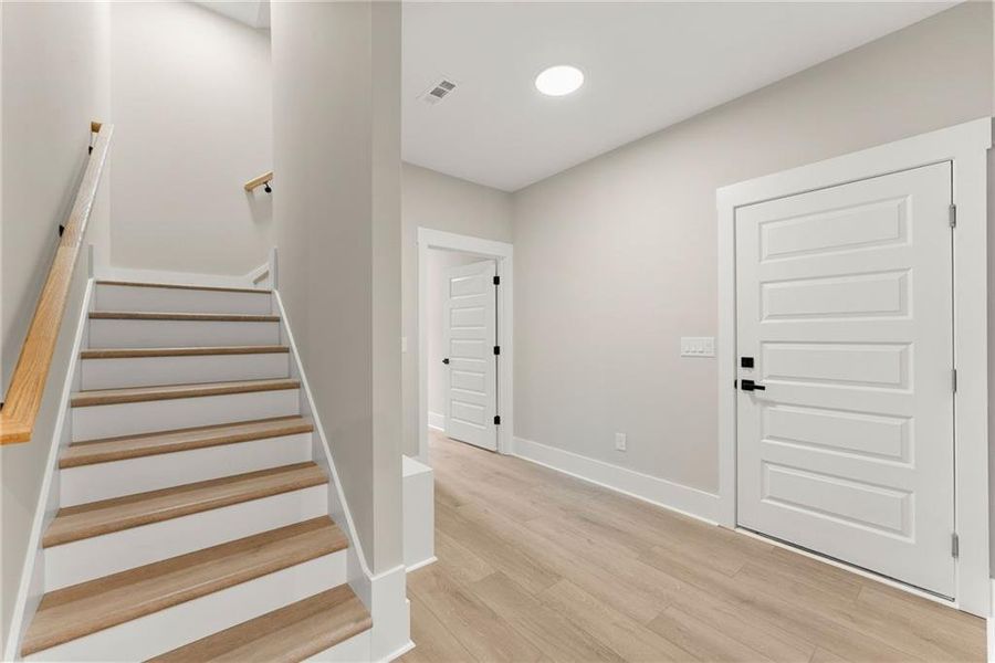 Spacious, unfurnished interior of a new home in , Clarkesville (Image 23).