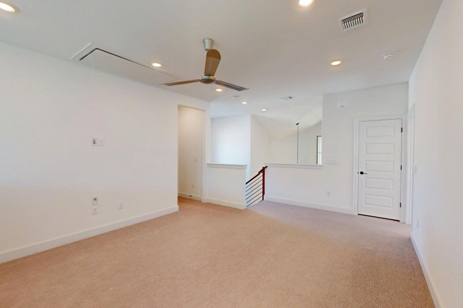 Spacious, unfurnished interior of a new home in Cascades at Onion Creek, Austin (Image 26). Spacious, unfurnished interior of a new home in Cascades at Onion Creek, Austin (Image 26).