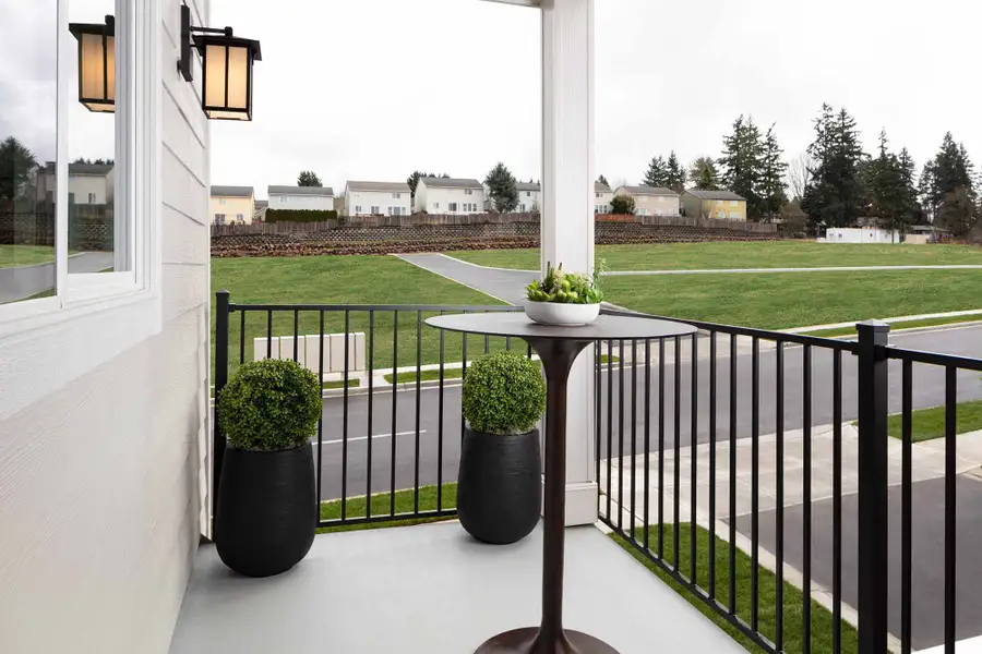 Representative exterior details of a home built from the Belmont by Risewell Homes in Elevon, Lavon (Image 3).