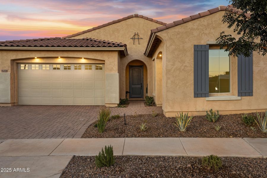 5211 S Del Rancho-71