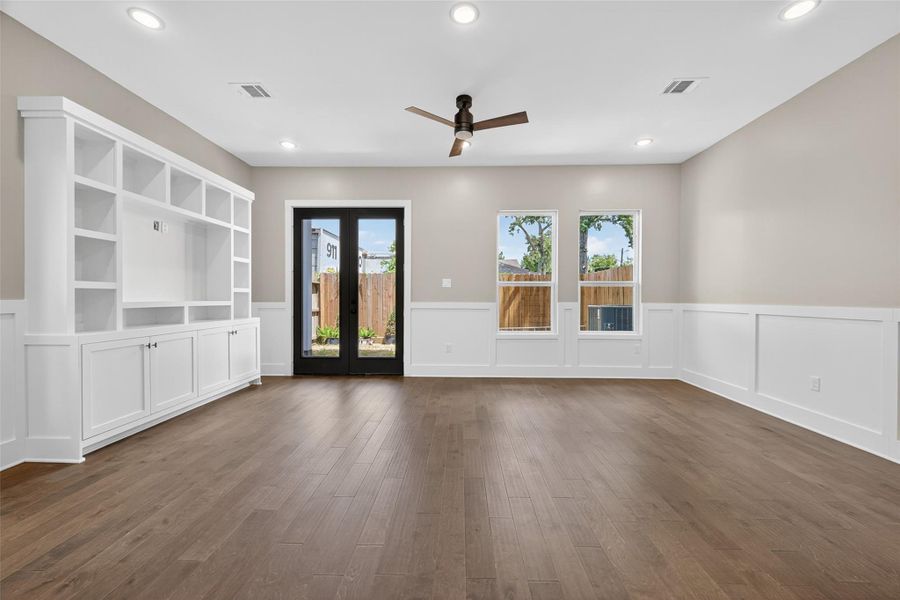 Spacious, unfurnished interior of a new home in , Houston (Image 29).