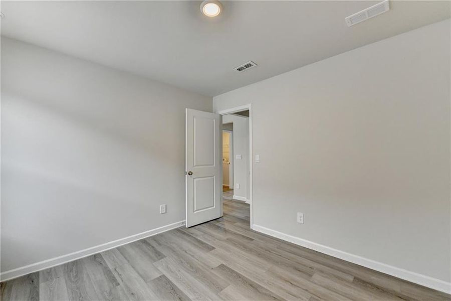 Spacious, unfurnished interior of a new home in , Lawrenceville (Image 43).