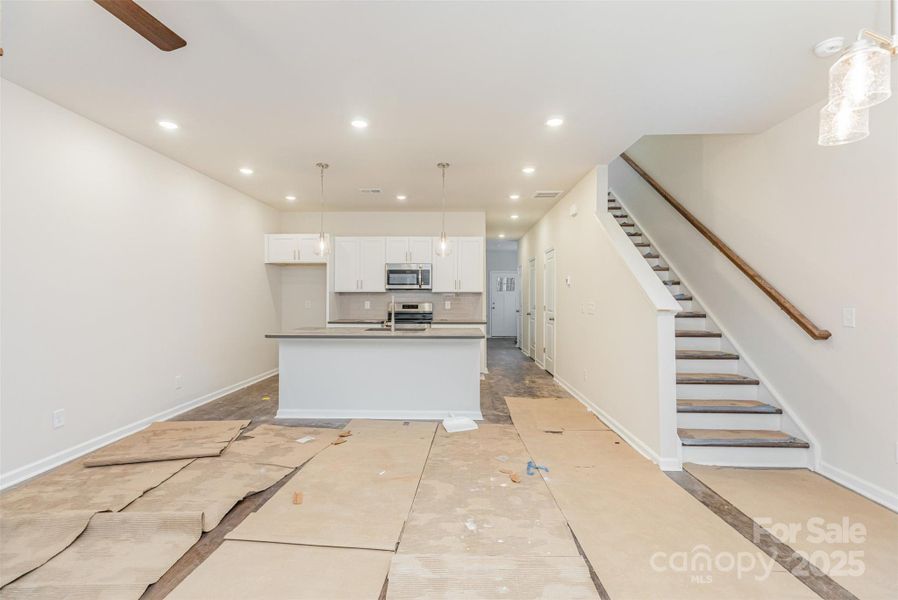 Image 25 of a home in .