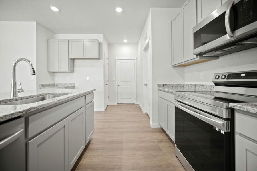Representative furnished interior of a home built from the Manitou by View Homes in Aspen Meadows – Townhomes, Colorado Springs (Image 19). Representative furnished interior of a home built from the Manitou by View Homes in Aspen Meadows – Townhomes, Colorado Springs (Image 19).