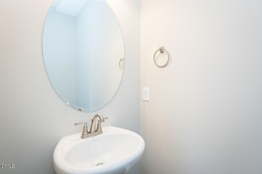 TH 1425 - END UNIT - M