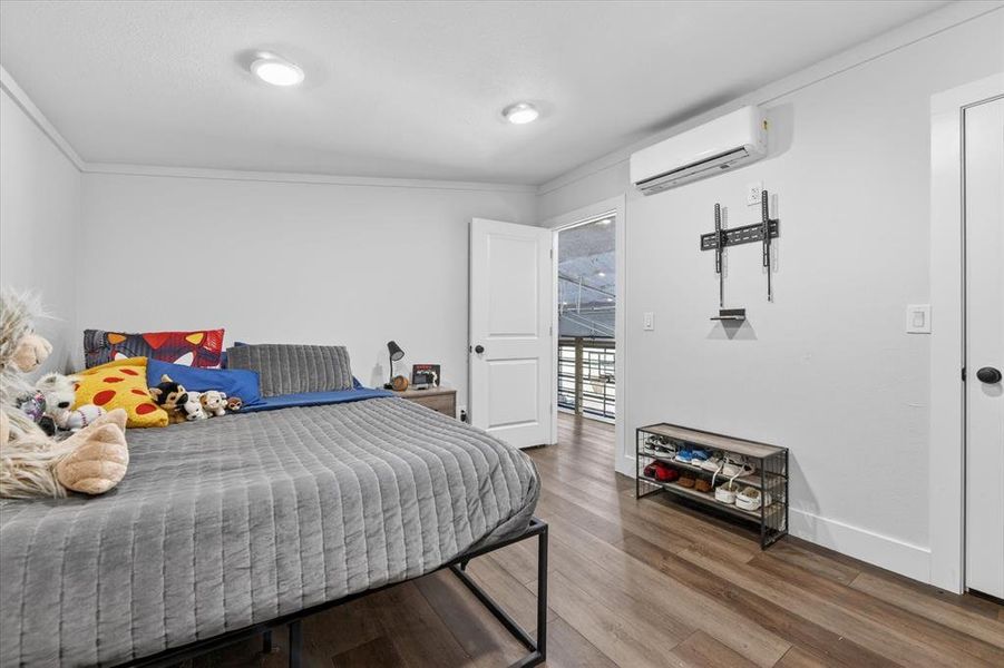 Furnished interior view inside a new home in , Ponder (Image 15).
