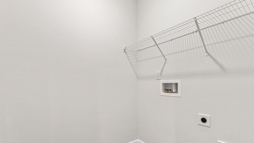 Spacious, unfurnished interior of a new home in The Landing at Summerhaven, Mebane (Image 19).