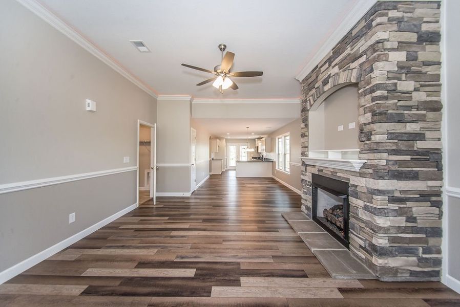 Representative unfurnished interior of a home built from the Pacific by Enchanted Homes in Arcadia Village, Spartanburg (Image 20).