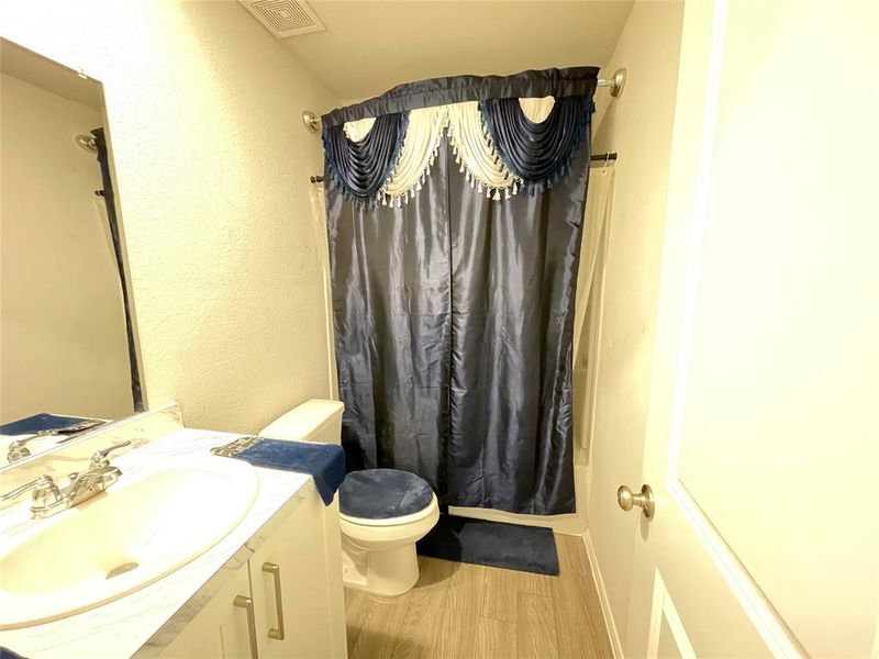 Furnished interior view inside a new home in , Chandler (Image 22).