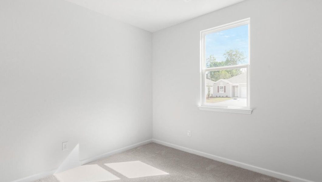 Spacious, unfurnished interior of a new home in Mariners Reach, Bolivia (Image 18).