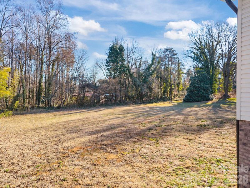 Image 27 of a home in .