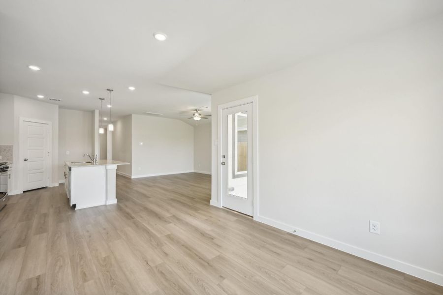 Photo is not of the actual home but is an inspirational photo of builder’s model home and may depict options, furnishings, and/or decorator features that are not included.