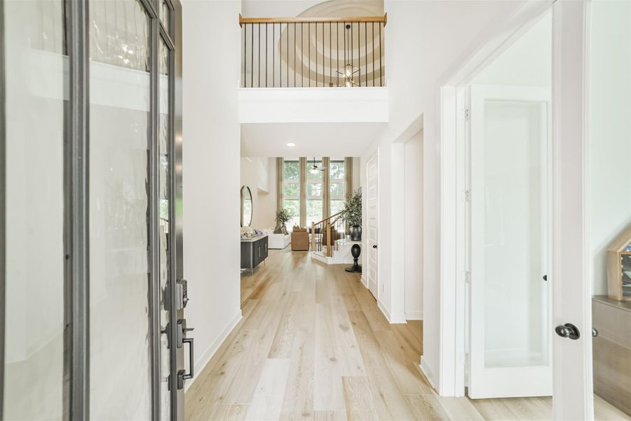Spacious, unfurnished interior of a new home in Woodforest – 60', Montgomery (Image 20).