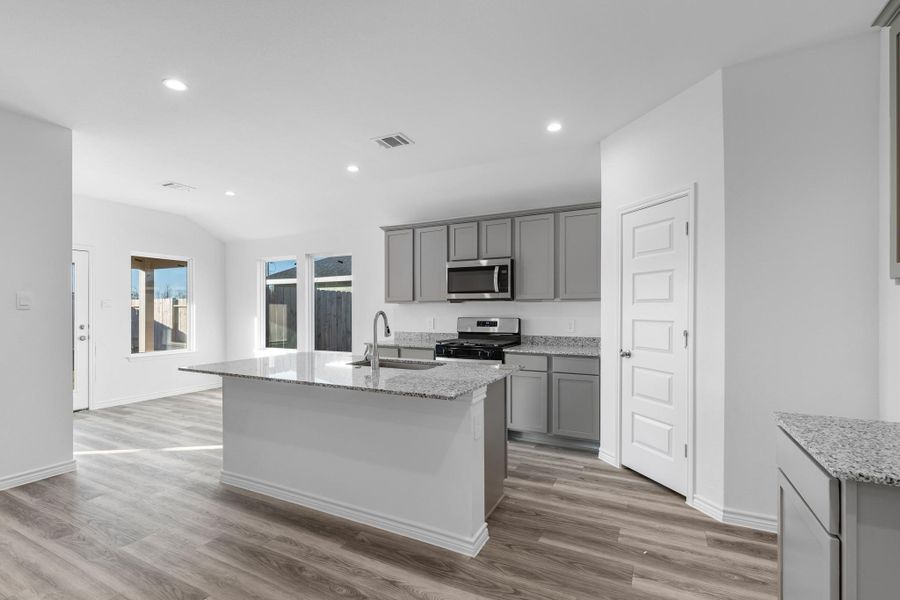 Image 24 of a home in Reserve at Mallard Lakes. Image 24 of a home in Reserve at Mallard Lakes.