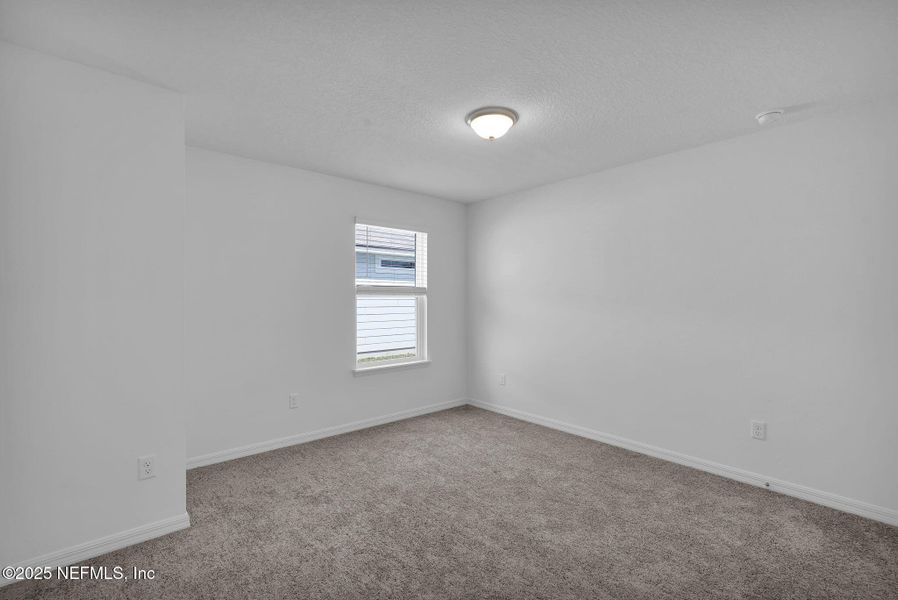 Spacious, unfurnished interior of a new home in Wells Landing, Jacksonville (Image 8).