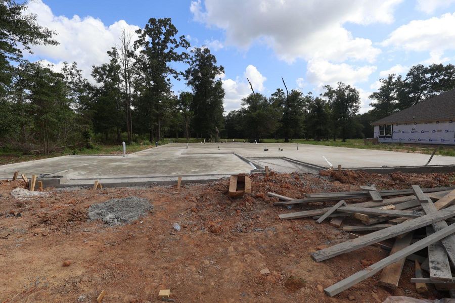 One story home with 4 beds, 2.5 baths, and 4 car tandem garage One story home with 4 beds, 2.5 baths, and 4 car tandem garage
