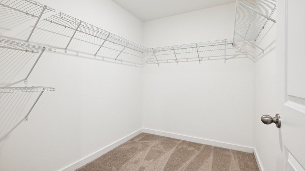 Spacious, unfurnished interior of a new home in Emory Creek, Harriman (Image 14).