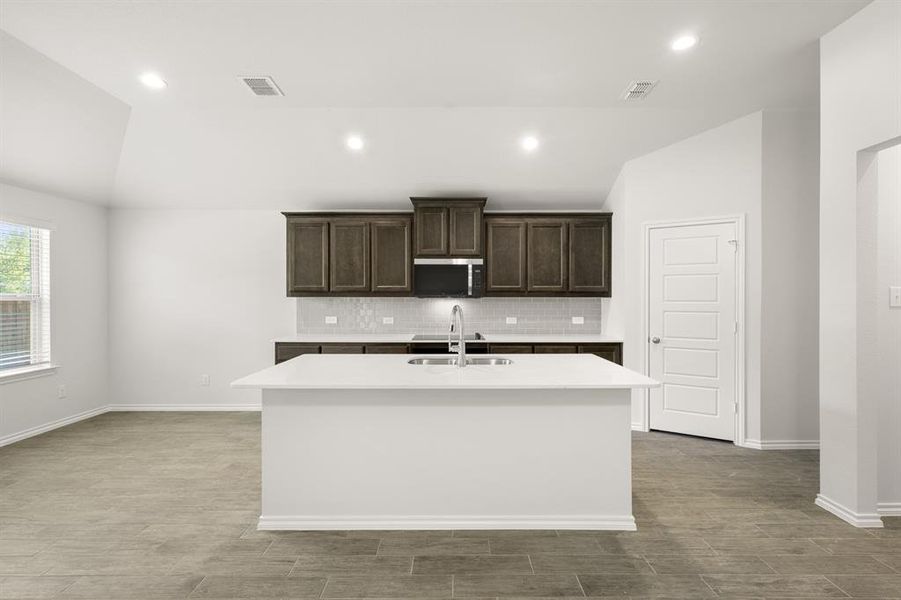 2629 Streamside- Kitchen-2 2629 Streamside- Kitchen-2