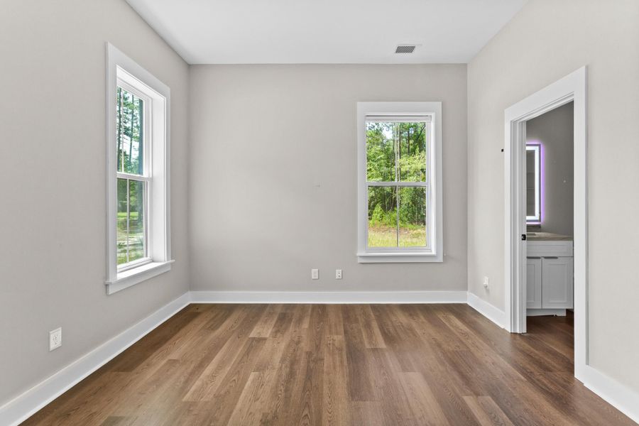 Spacious, unfurnished interior of a new home in , Walterboro (Image 20). Spacious, unfurnished interior of a new home in , Walterboro (Image 20).