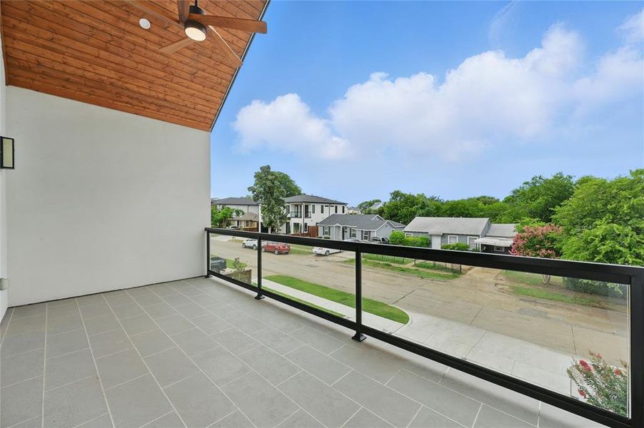 Grand Balcony Grand Balcony