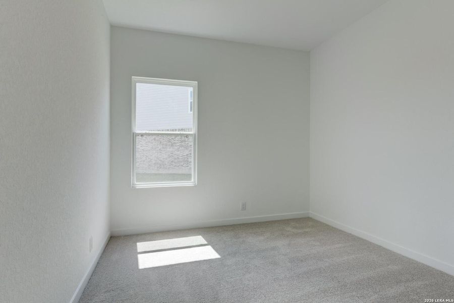 Spacious, unfurnished interior of a new home in Saddlebrook Ranch, Schertz (Image 20).