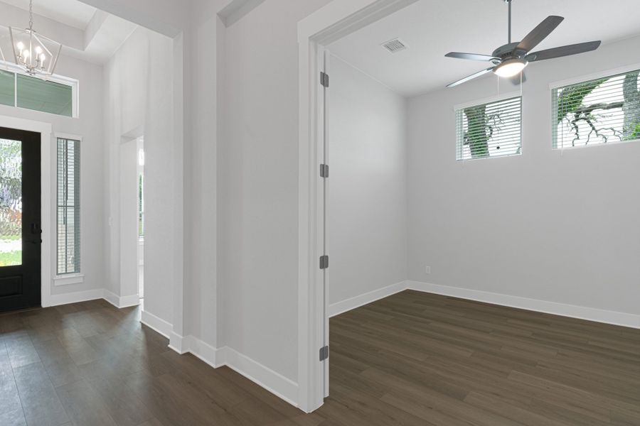 Spacious, unfurnished interior of a new home in Broken Oak, Georgetown (Image 33). Spacious, unfurnished interior of a new home in Broken Oak, Georgetown (Image 33).