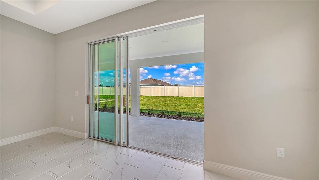 Spacious, unfurnished interior of a new home in Canoe Creek, Parrish (Image 16).