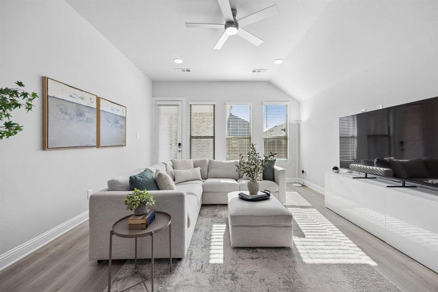 Furnished interior view inside a new home in Cambridge Crossing, Celina (Image 11).