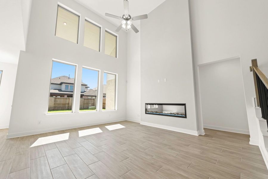 Spacious, unfurnished interior of a new home in , Brookshire (Image 14).