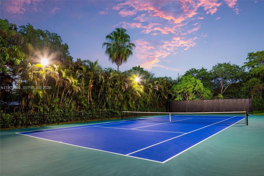 Community amenities in , Pinecrest (Image 85).