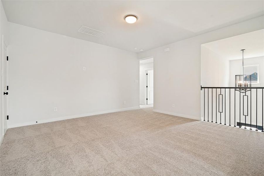 Spacious, unfurnished interior of a new home in , Mesquite (Image 21).