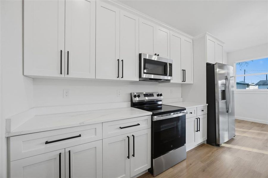 Furnished interior view inside a new home in , Plant City (Image 14). Furnished interior view inside a new home in , Plant City (Image 14).