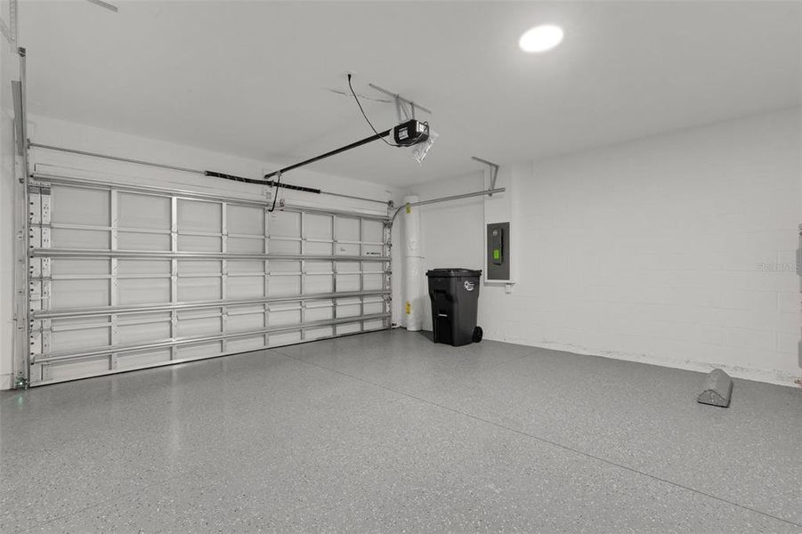 Spacious, unfurnished interior of a new home in Southpointe, Palmetto (Image 42).