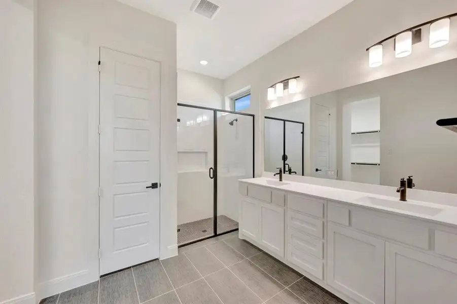 Furnished interior view inside a new home in Sandbrock Ranch, Aubrey (Image 14). Furnished interior view inside a new home in Sandbrock Ranch, Aubrey (Image 14).
