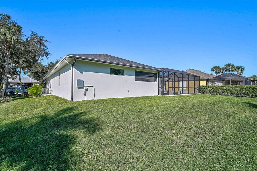 Exterior details and patio area of a home in , Port Charlotte (Image 28).